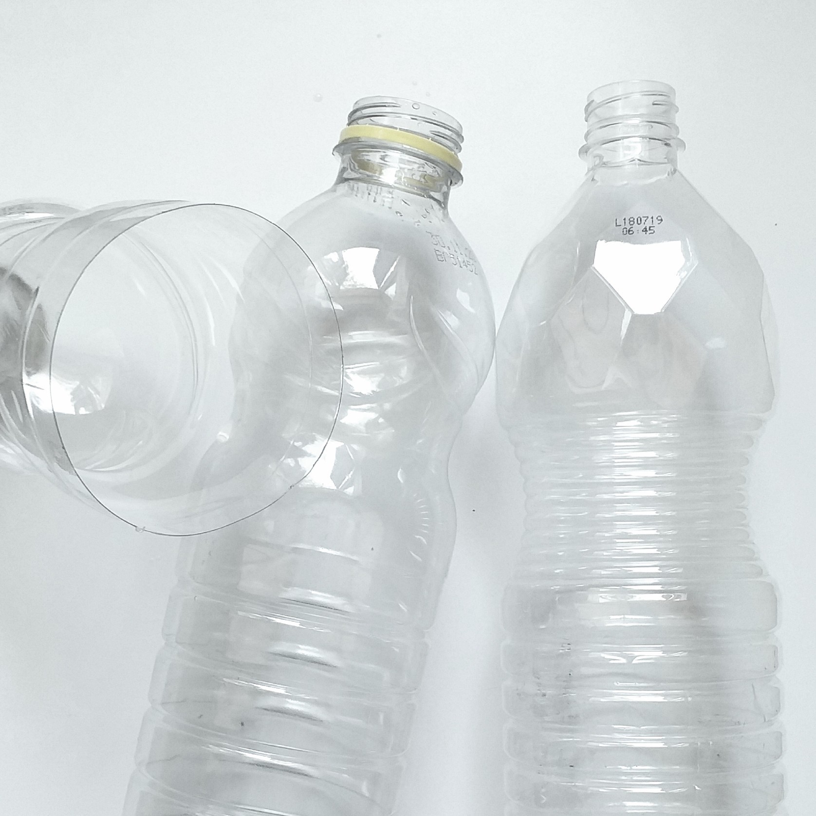 Alicia Giraldez 1 Botellas