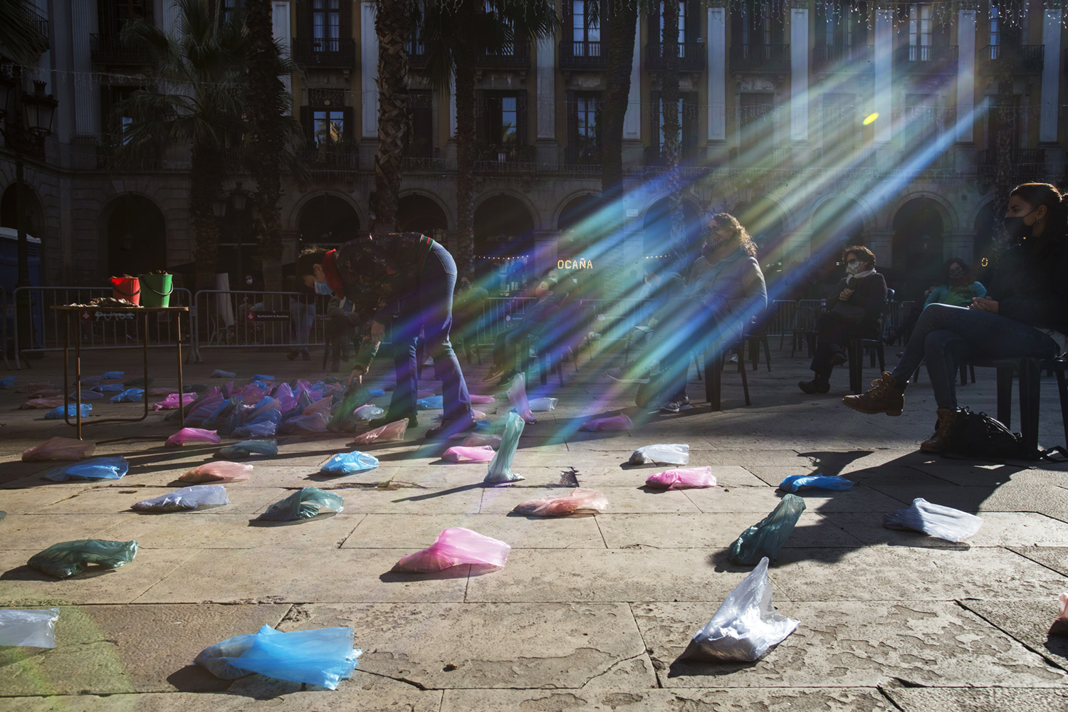 19/12/20 DRAP ART 20. Plaça Real. D´Individual a Col-lectiu. Barcelona Transformation Foto